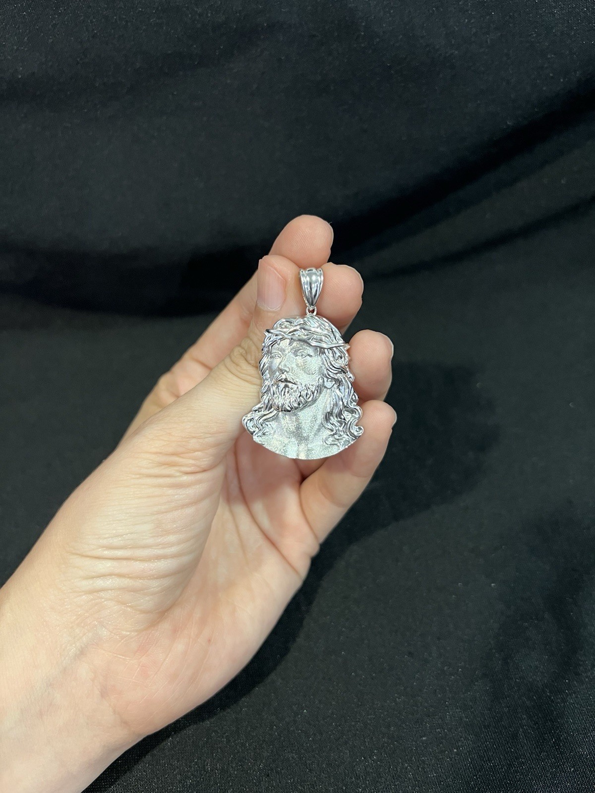 925 Sterling Silver Mens Womens God Jesus Face Head Sagrada Corazon Pendant