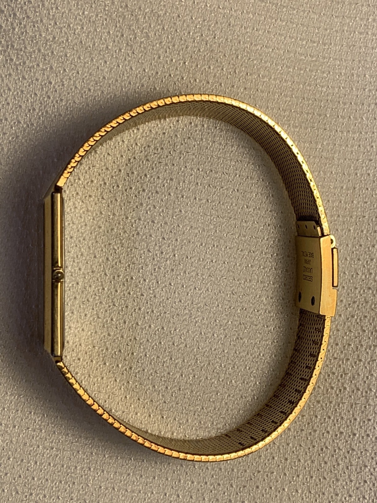 Men’s Vintage 1983 Ultra Slim Watch SEIKO LASSALE 6730-5049. Midsize. In BOX