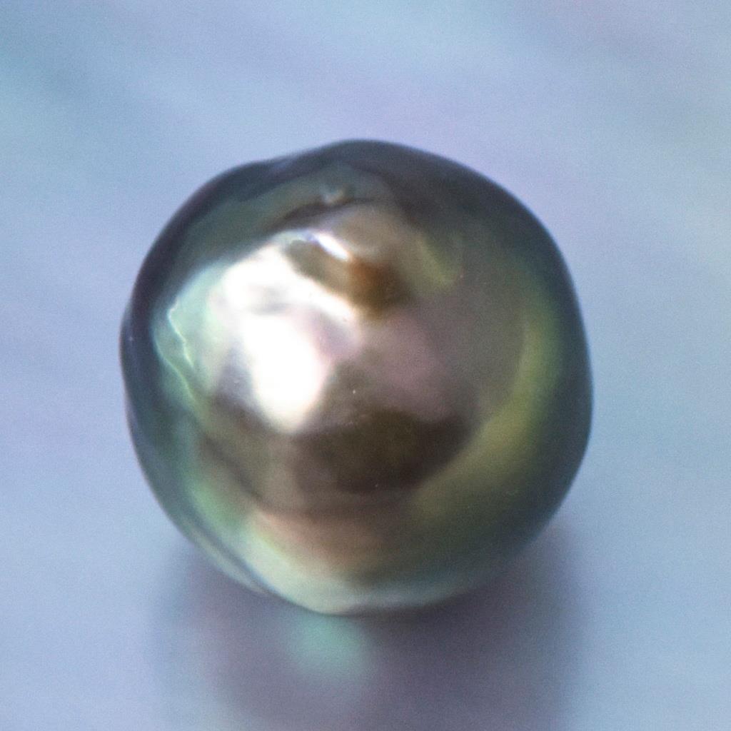 5.45 cts Tahitian South Sea Pearl 10.23mm Charcoal Black Baroque 1.09g undrilled