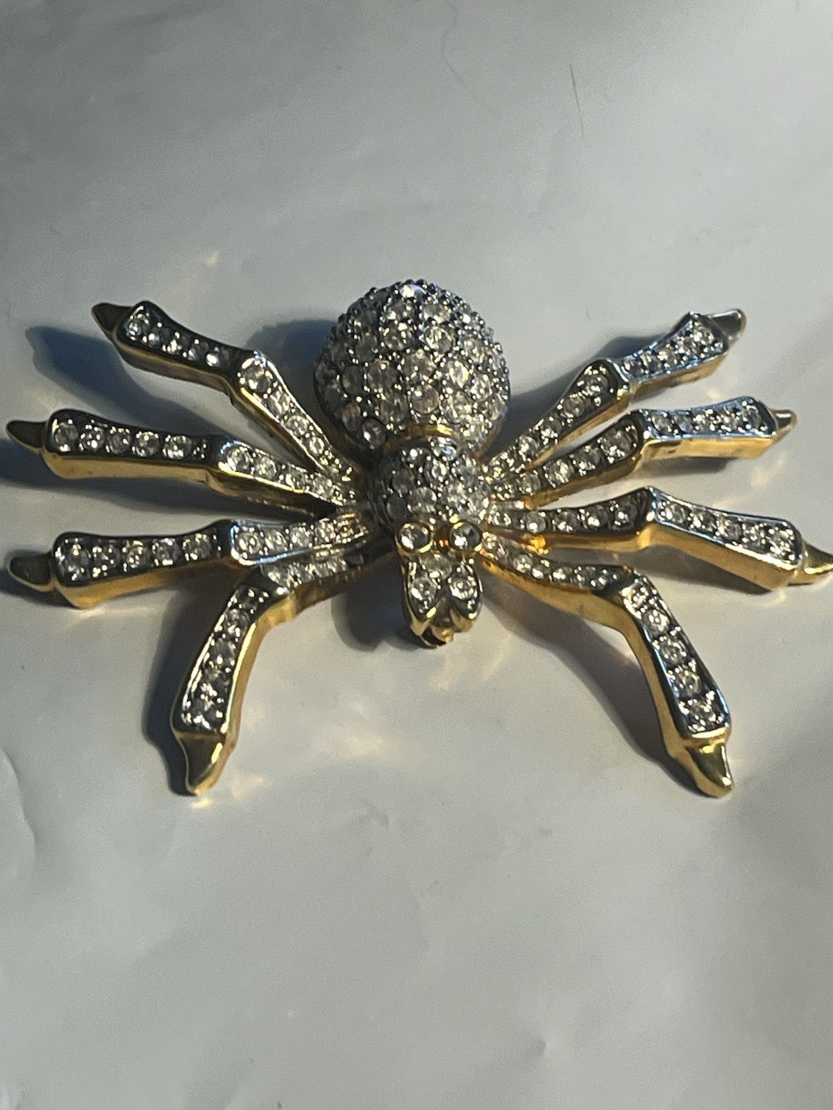 Vintage Spider Brooch Pin Gold Tone Clear Pavé Rhinestone Metal Animals & Insect