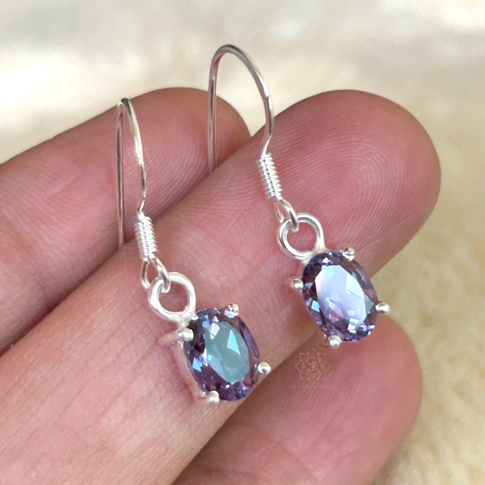 Oval Cut Genuine Alexandrite Earrings 925 Streling Silver Dangle Earring 6x8mm