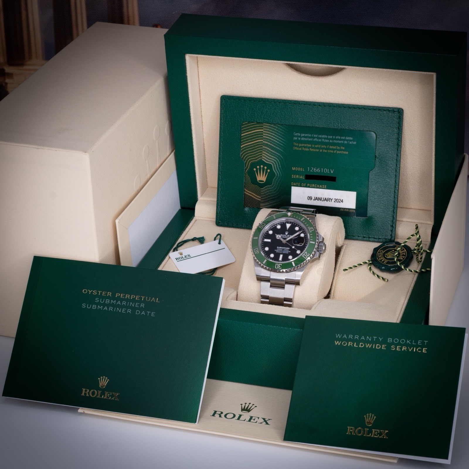 Rolex Submariner Date Starbucks 126610LV Steel Black Dial 40mm 2024 Full Set