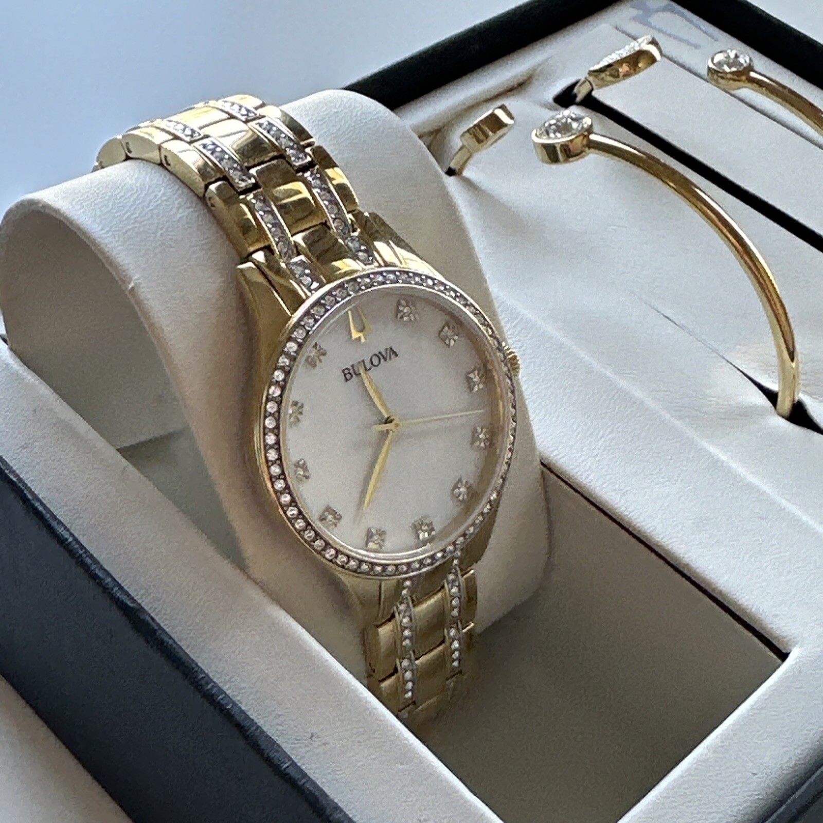 Bulova Box Set with Bangle Bracelets And Crystal Ladies Watch 98X119
