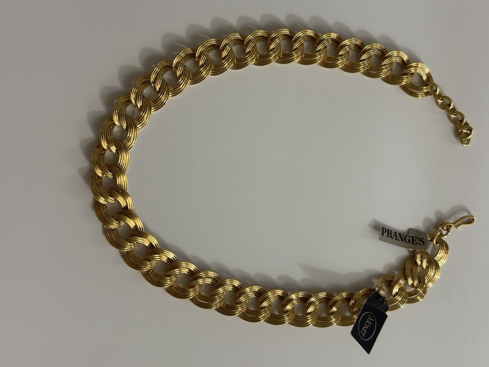 Monet Chunky Gold tone Necklace With Hook Closure . Bright Gold Tone￼