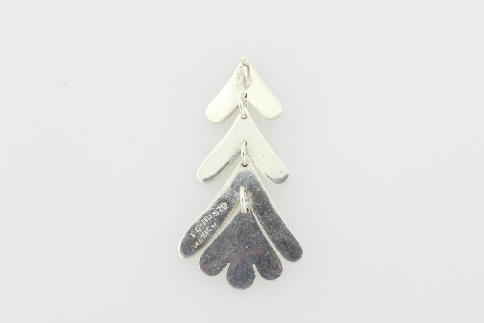 Sterling Silver 925 Mexico Articulated Round Pinnate Leaf Shape Pattern Pendant