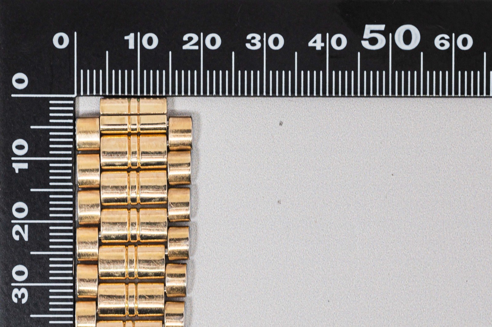 **NEAR MINT w/ 524 End Links** Vintage OMEGA 1069 19mm Gold Men’s Watch Bracelet