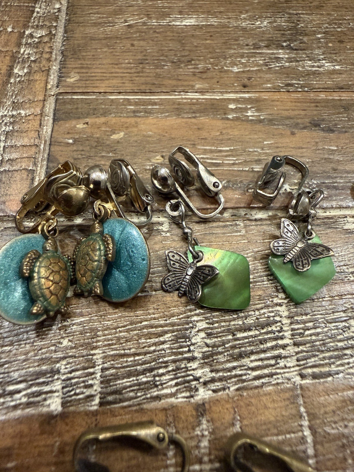 6 Pair Vintage Clip On Earrings Lot Enamel Shell Turquoise Blue-Green Boho Stone