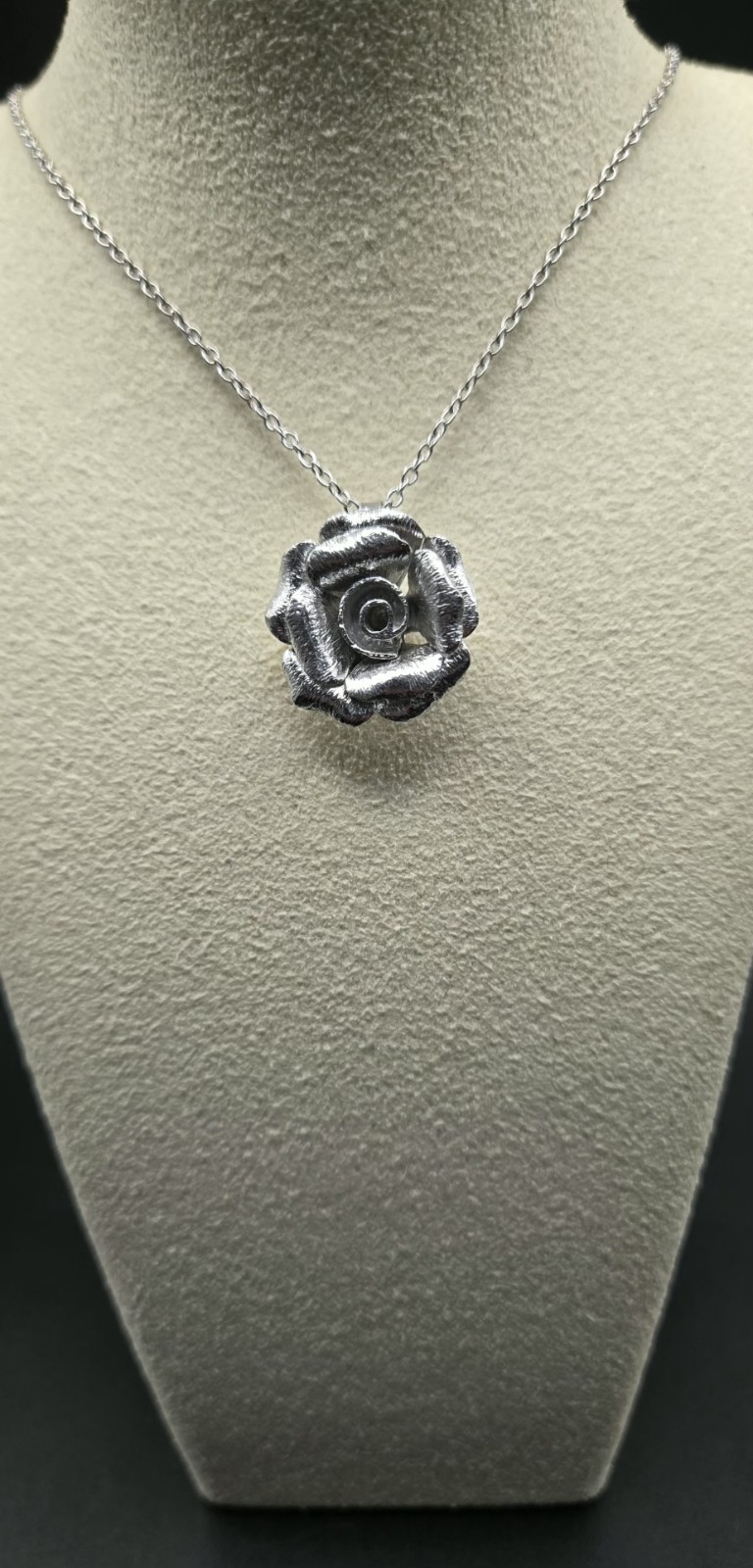 TGGC 925 Sterling Silver Rose Flower Pendant Necklace Made In Jaipur India