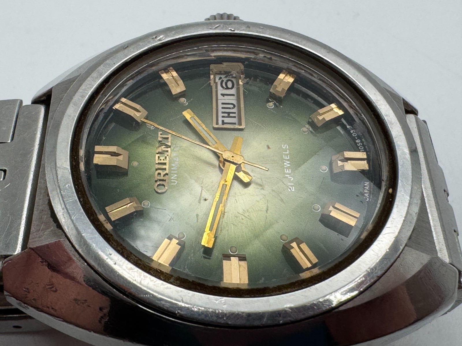 Vintage Men’s ORIENT Automatic 21 Jewels 149-10560 Silver Tone Day Date Watch