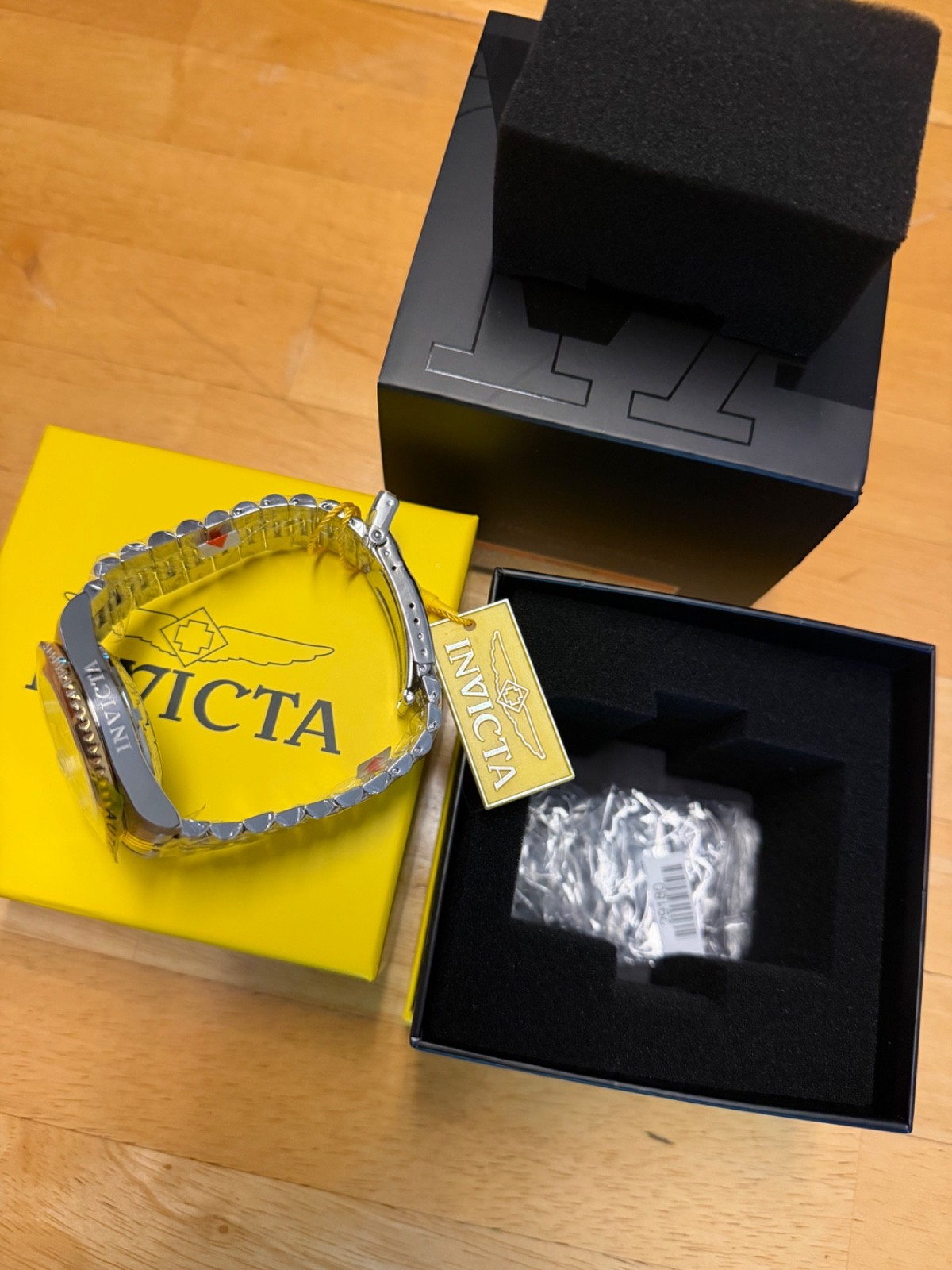 invicta pro diver automatic 42mm