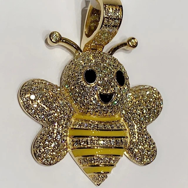 2.50Ct Round Cut Real Moissanite Unisex Honey Bee Pendant 14k Yellow Gold Plated