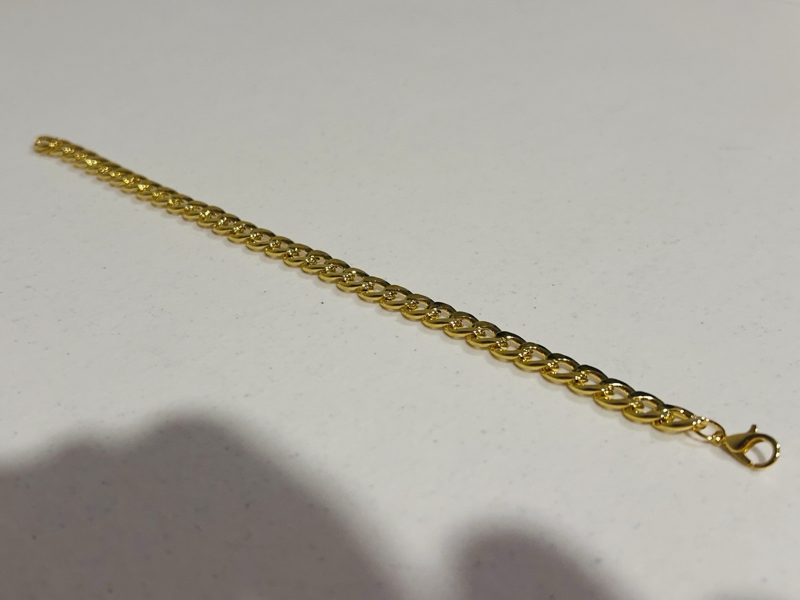 18k Gold Plated Bracelet / 8inches/. (20cm) (Stainless Steel Base