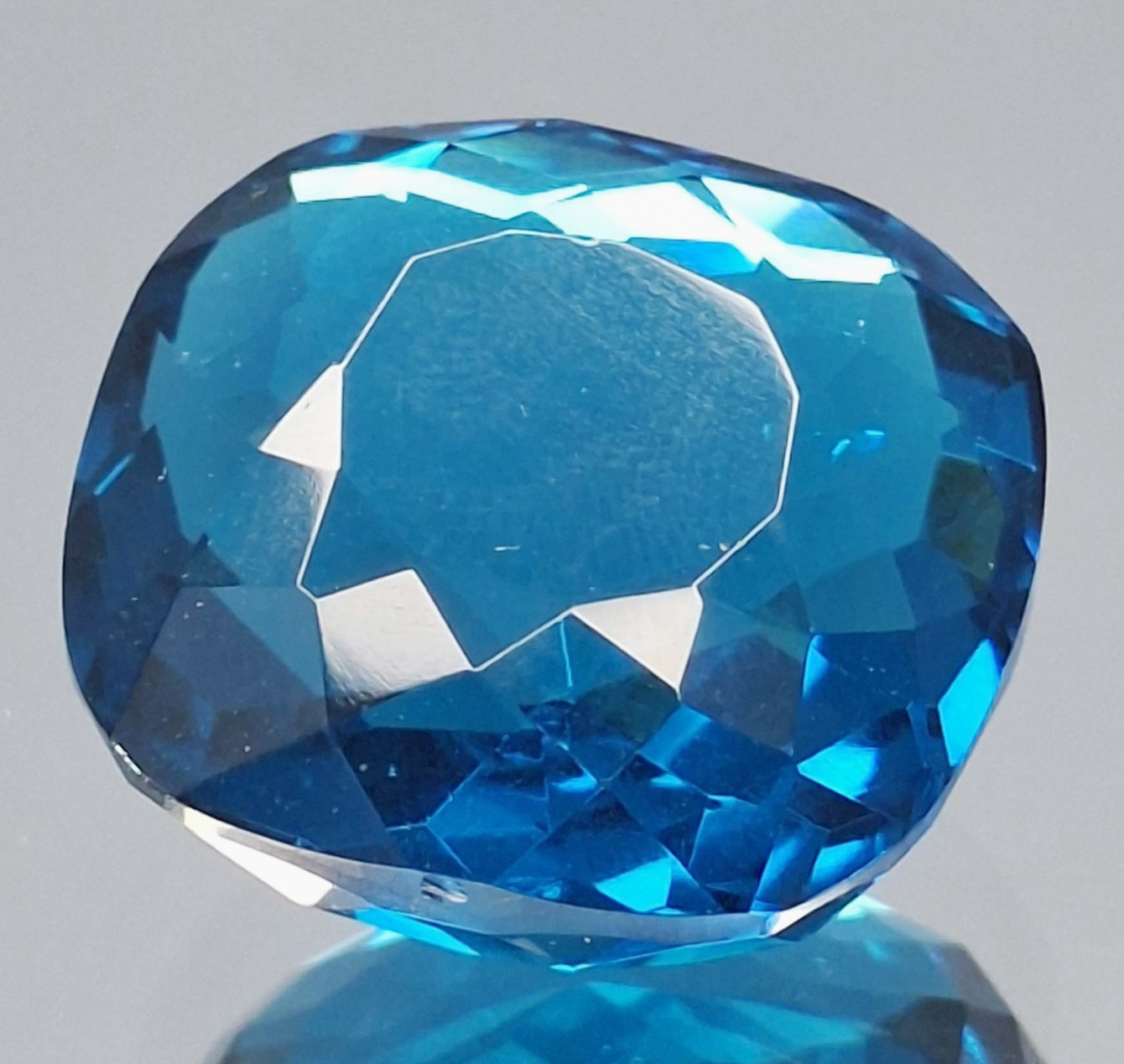 Brilliant Blue Indicolite Tourmaline 58-60 Ct Cushion Cut Loose Gemstone SP214