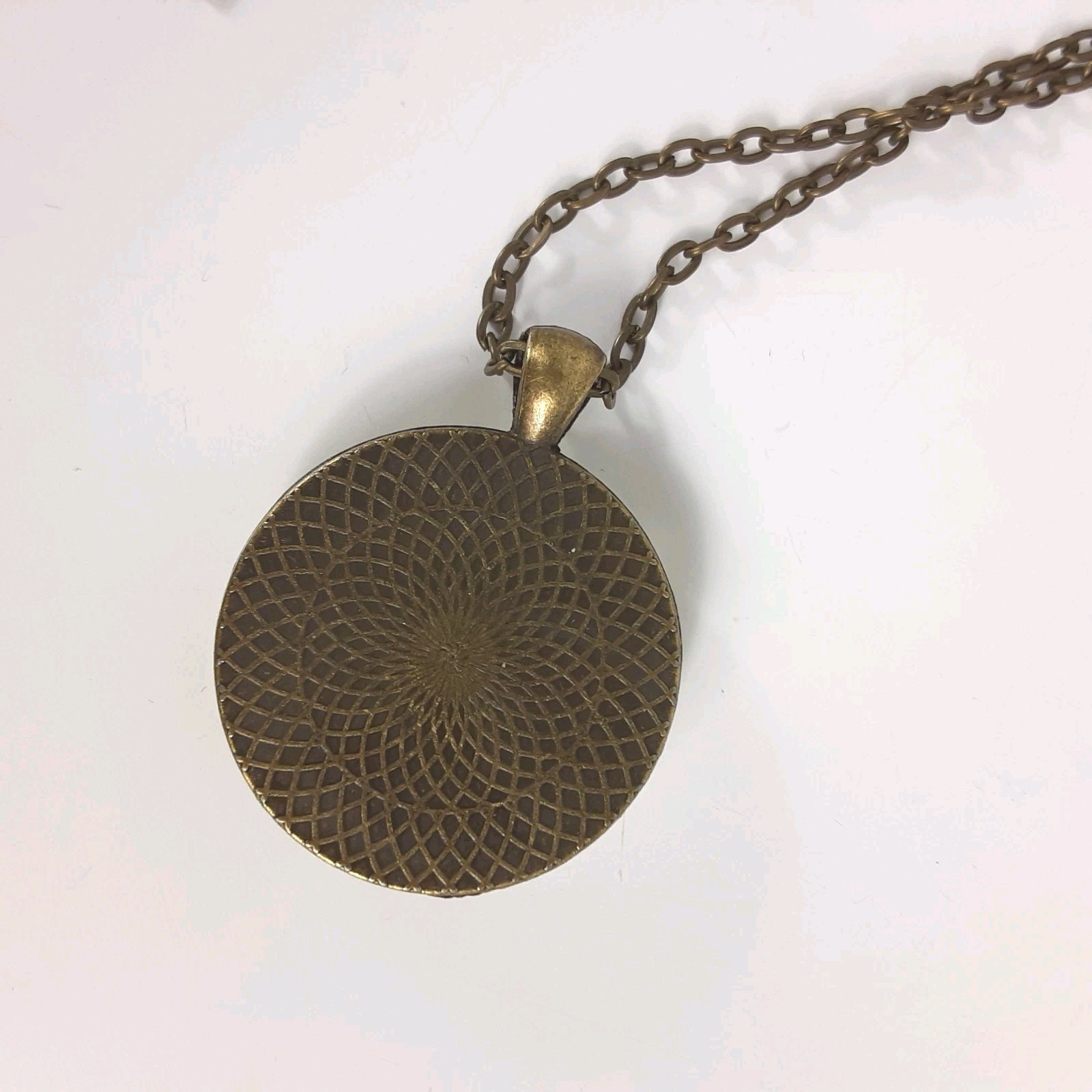 New GUTSY Goodness Pendant Necklace PEACEMAKER with Giftbox