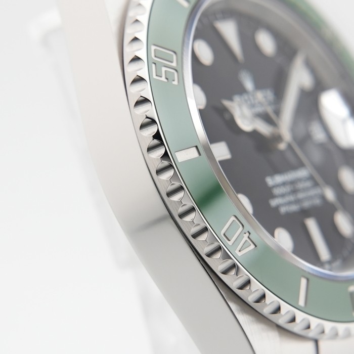 ROLEX Submariner Date 41 126610LV Warranty 2023 Box/Paper