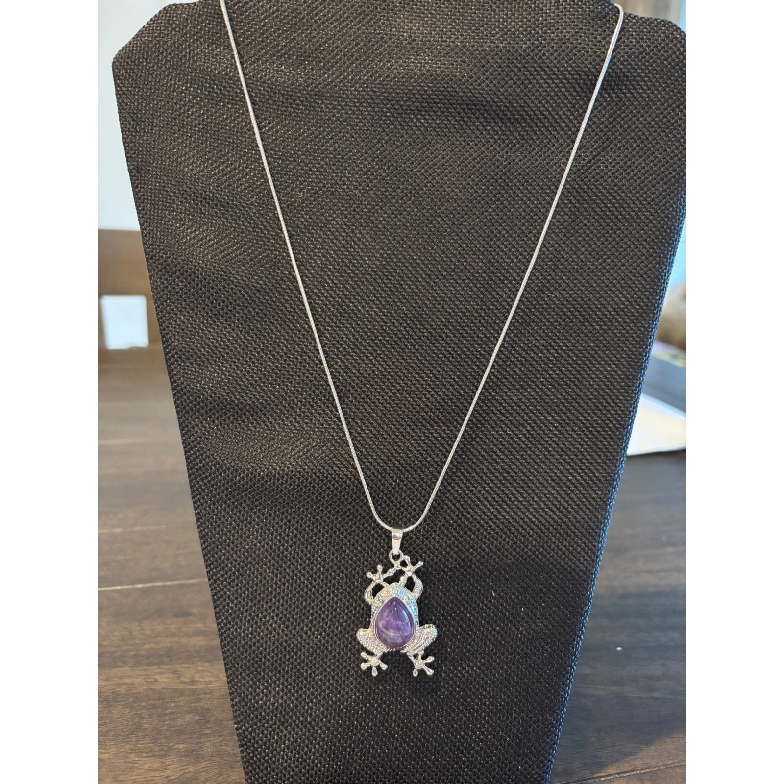 Amethyst Frog Pendant Necklace Silver Tone Snake Chain Purple Gemstone Animal