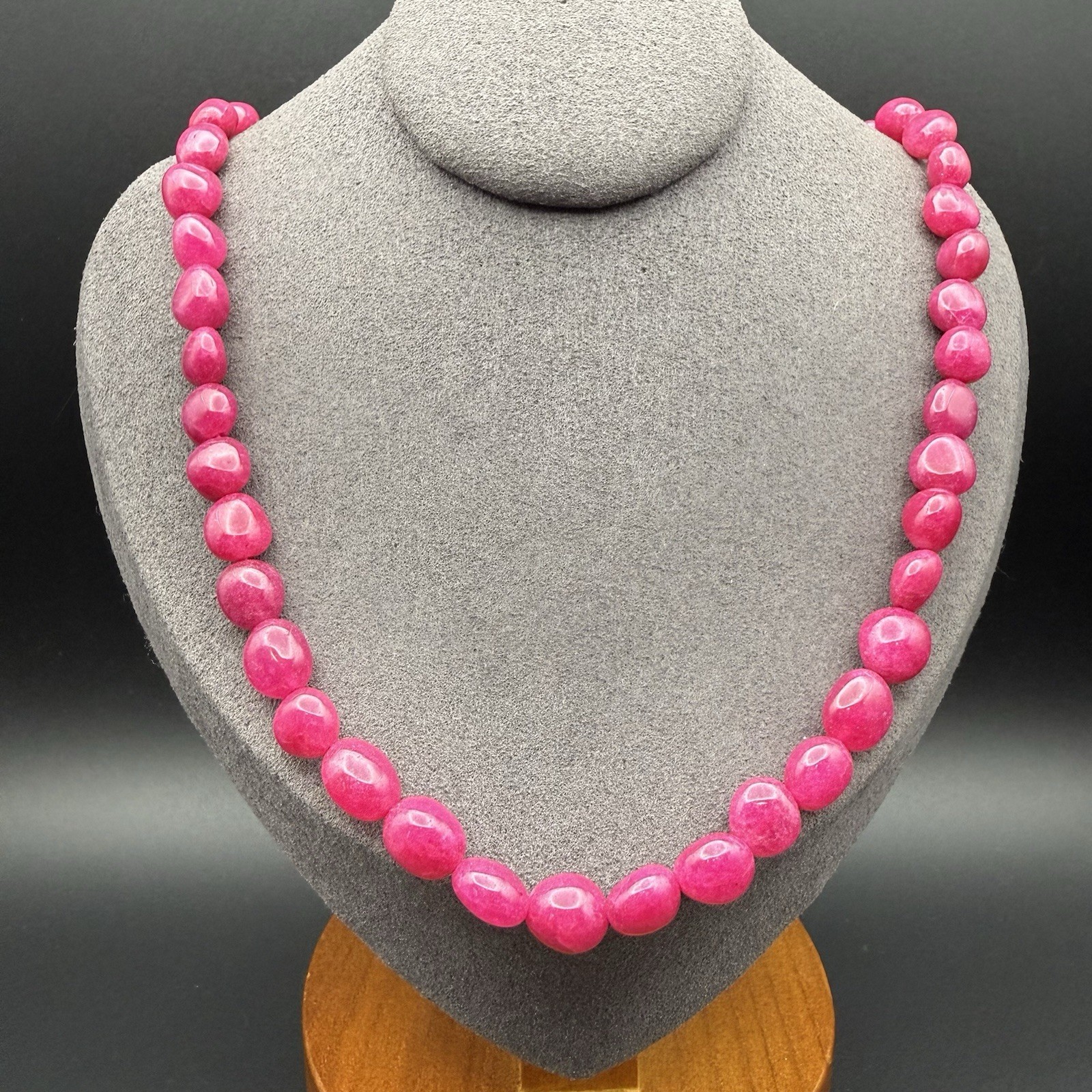 Vintage Pink Raspberry Dyed Jade Quartz Beaded Necklace Fuchsia 22″ Barrel Clasp