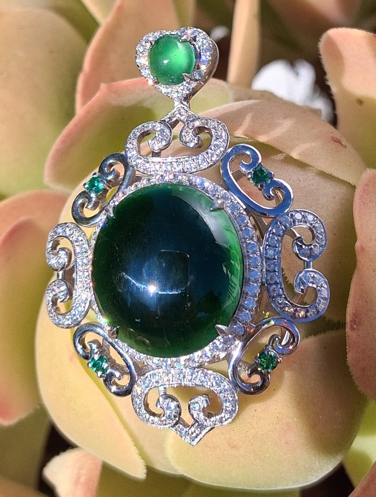 Silver Tone Ornate Scrollwork Oval Pendant Green Oval Cabochon & Accents