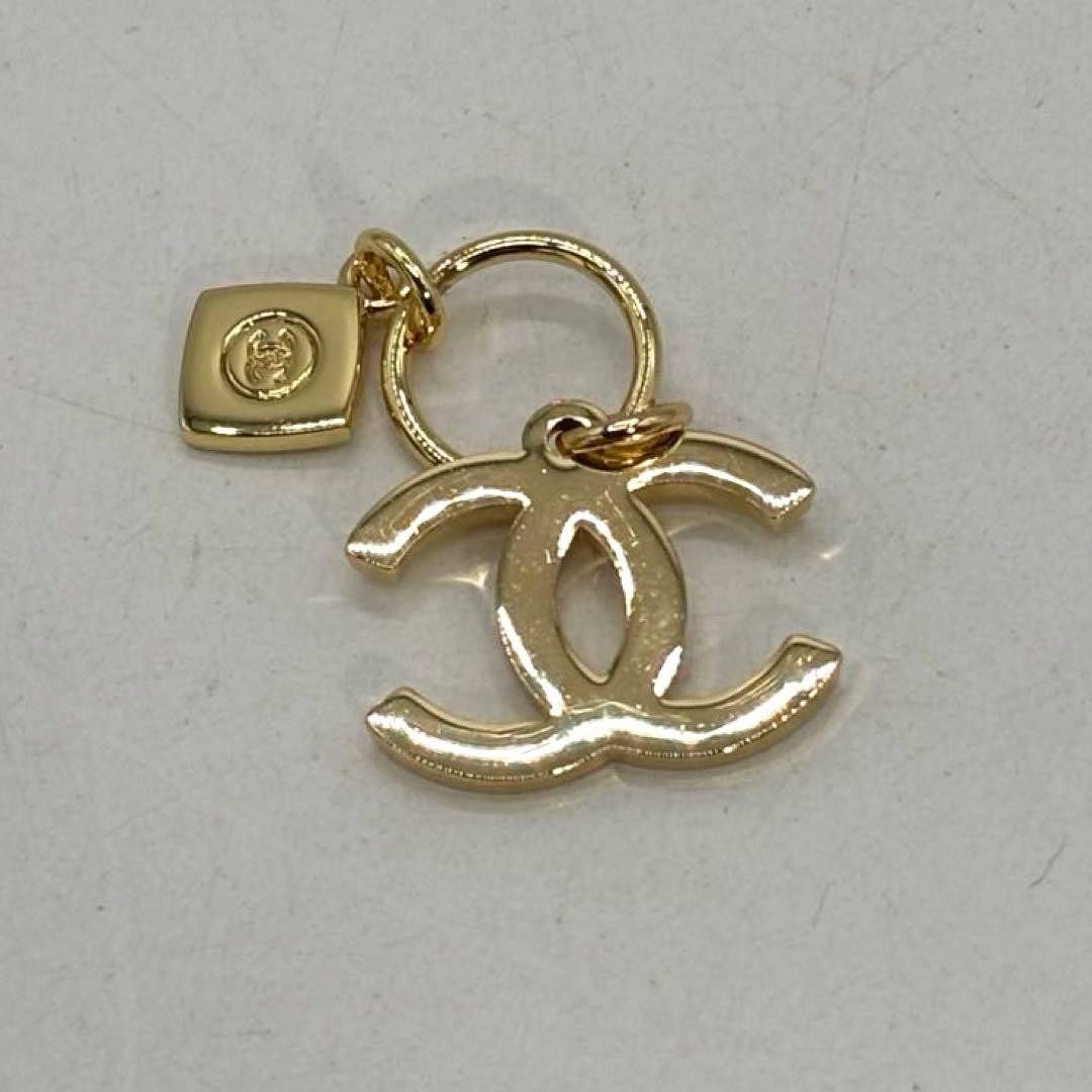 CHANEL CCCharm 2023 Holiday Limited Edition Near Mint Japan RARE