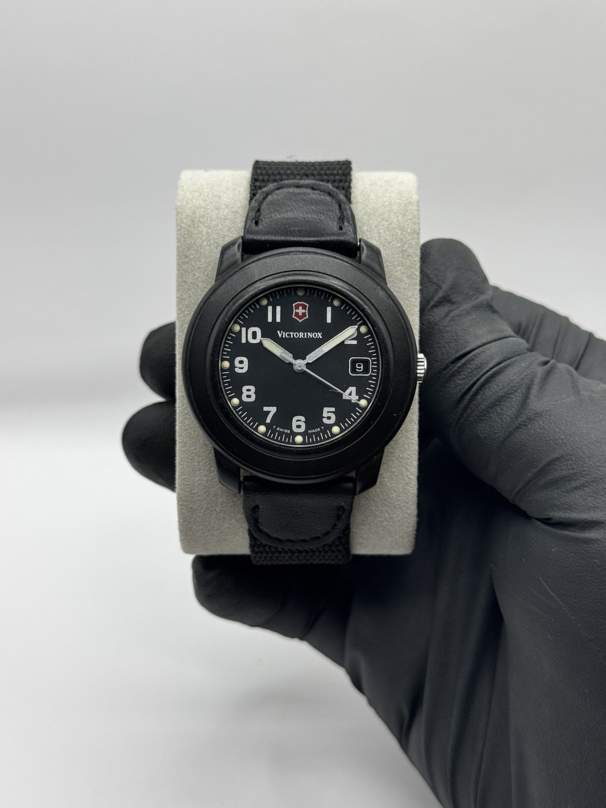 Vintage Early Production Victorinox Swiss Quartz Watch Black Dial Date