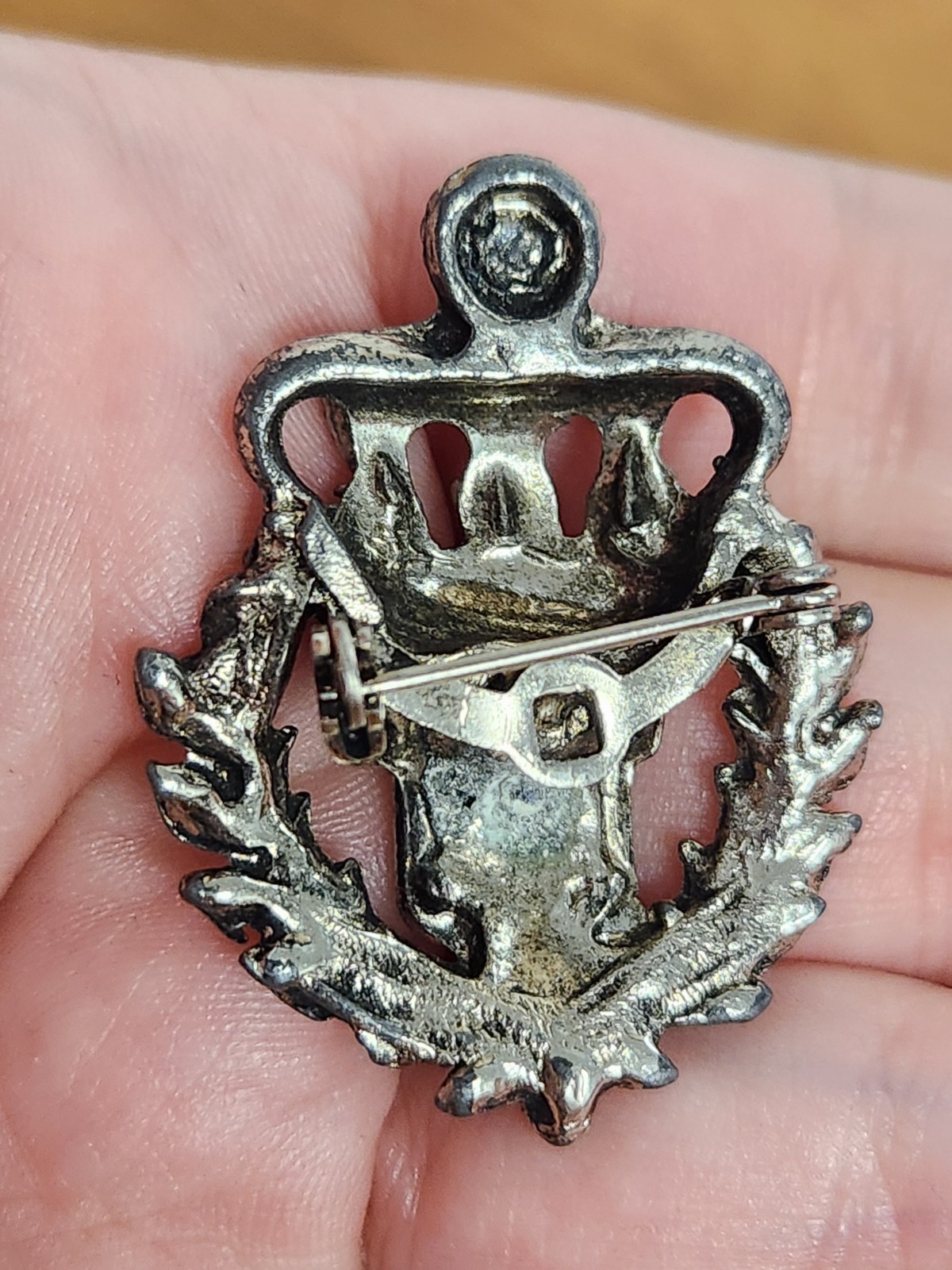Unique VTG Silvertone Crown Pontic Eagle Coat of Arms Brooch Pin