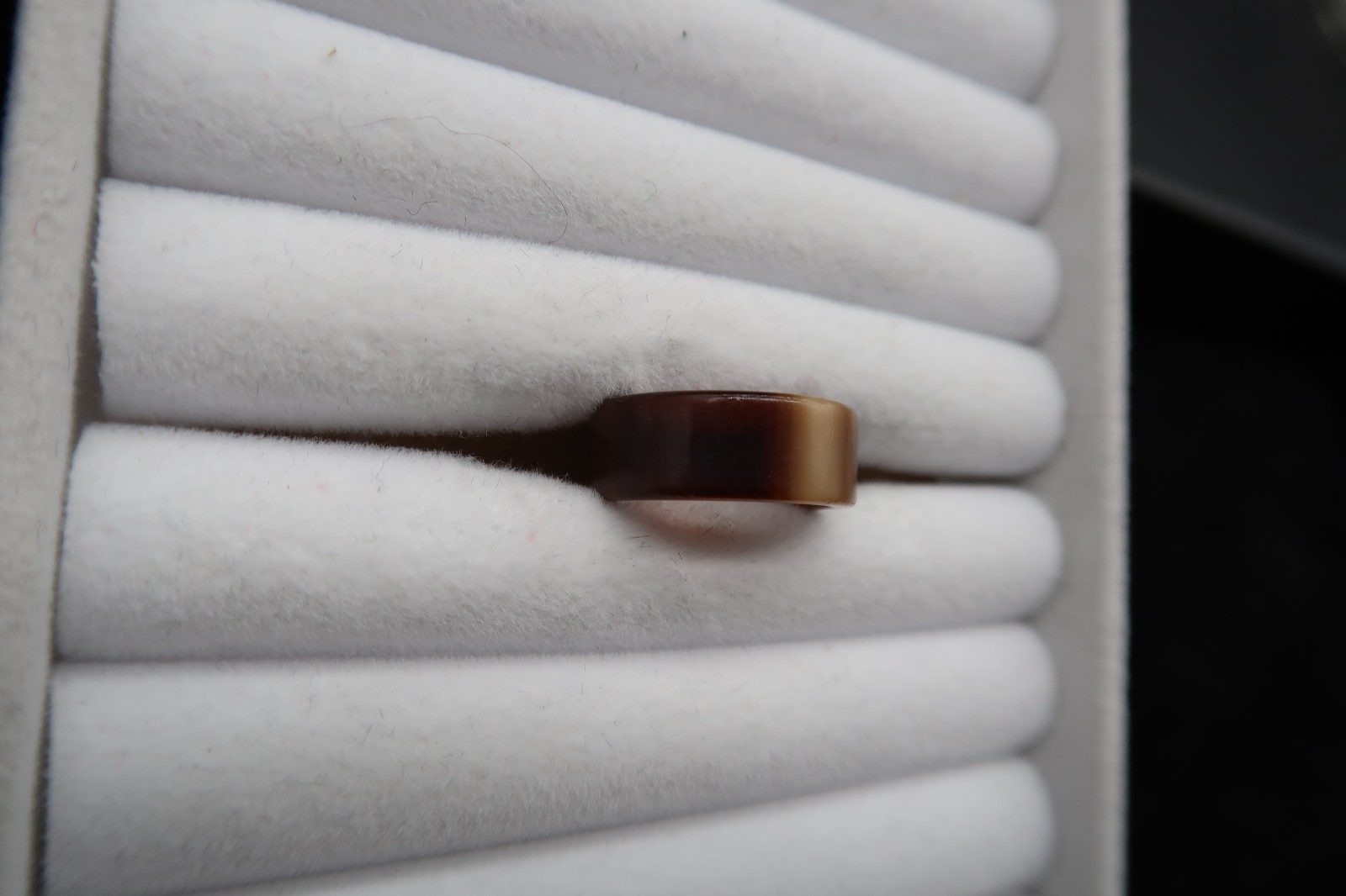 Vtg Brown & Cream Tortoise Shell Ring Lucite Plastic Resin Size 6
