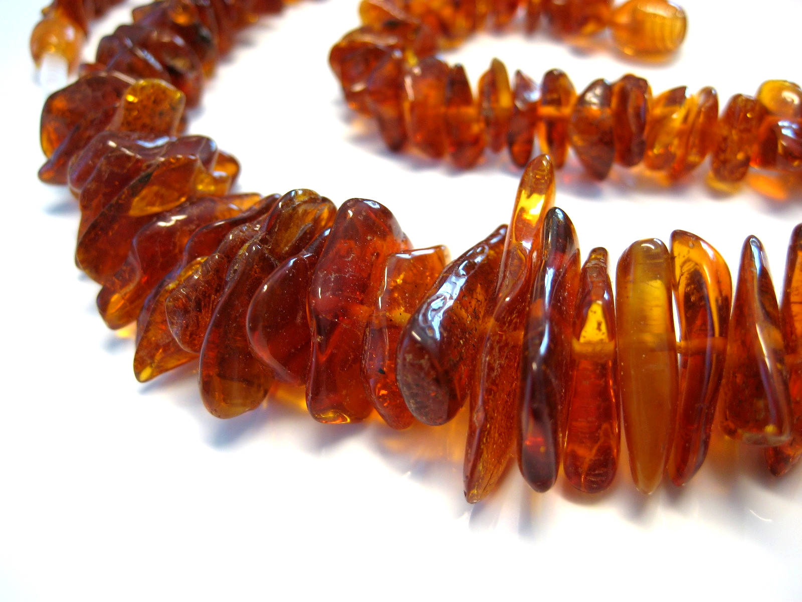 Massive Genuine Cognac Amber Beautiful Baltic Amber Necklace 45 gr. 26.3 in !!!