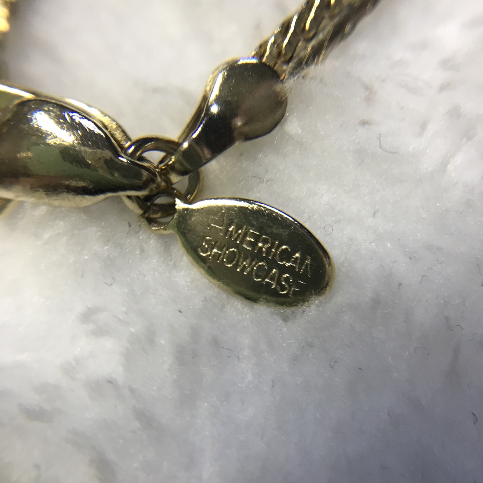 American Showcase Gold Tone Necklace Korea 18” Basic Chain Necklace Jewelry