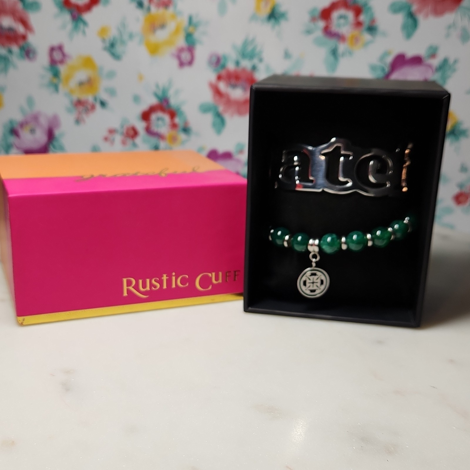 Rustic Cuff “Greatful” Cuff & bracelet Silver Tone, Green Beaded Charm, Box