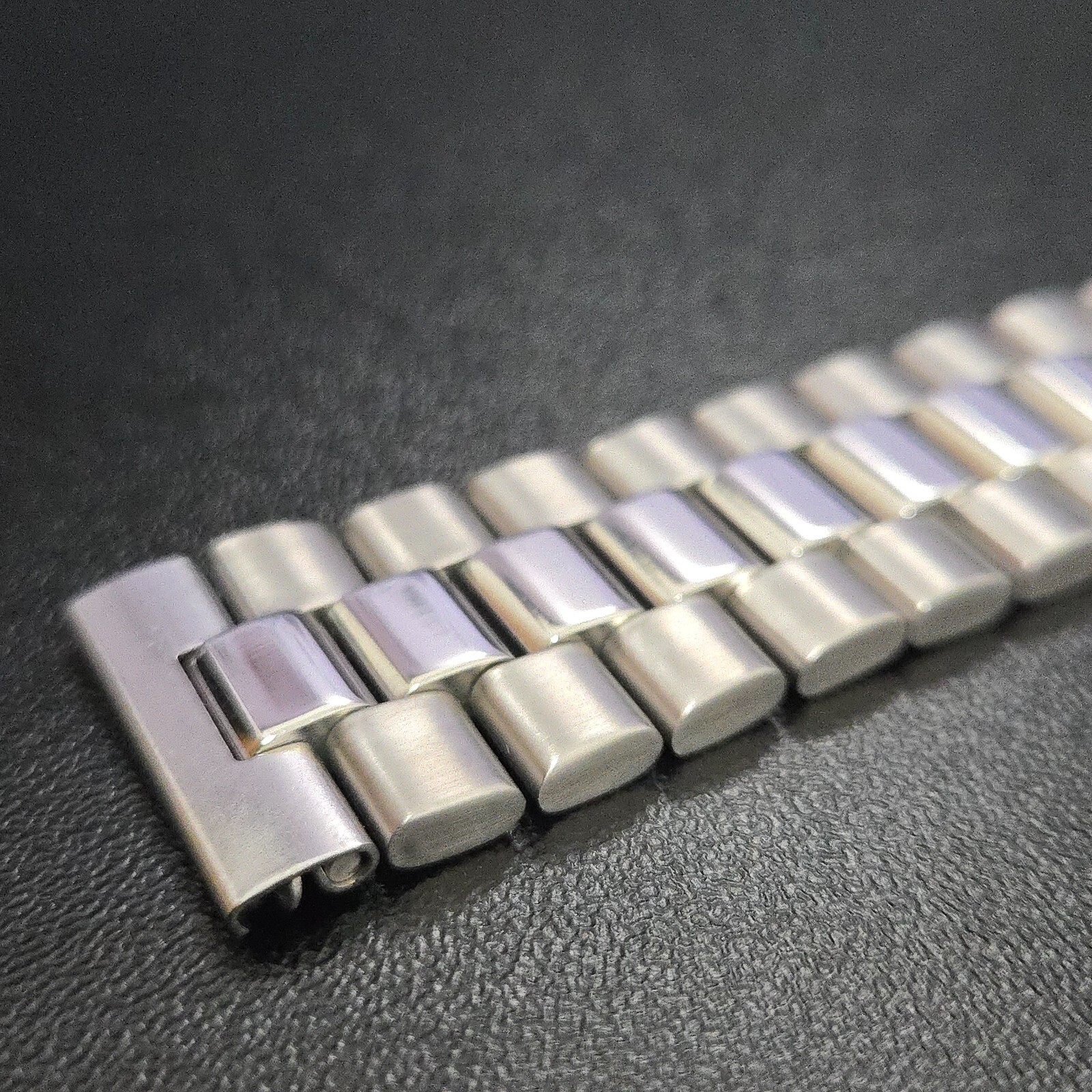 Rare and beautiful stainless steel watch bracelet/watch band Bullet Link 20mm