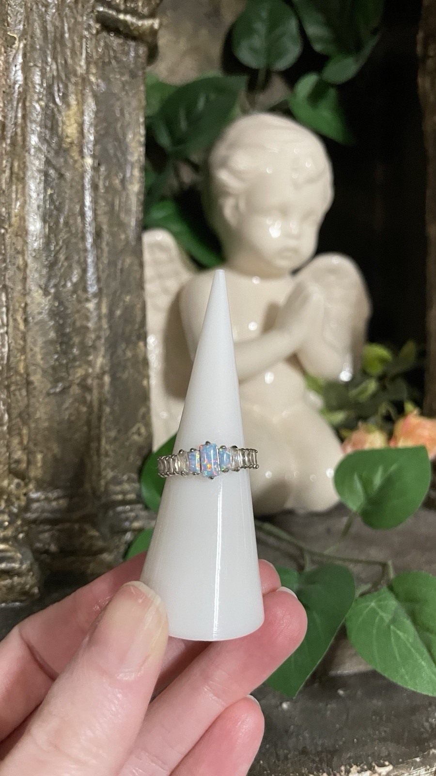 bomb party size 5 opal ring