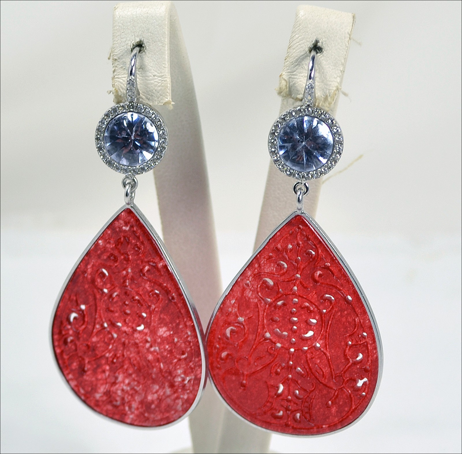 Silver 925 Earrings With Carnelian Pendant And Zircon Blue And White Aght 0401