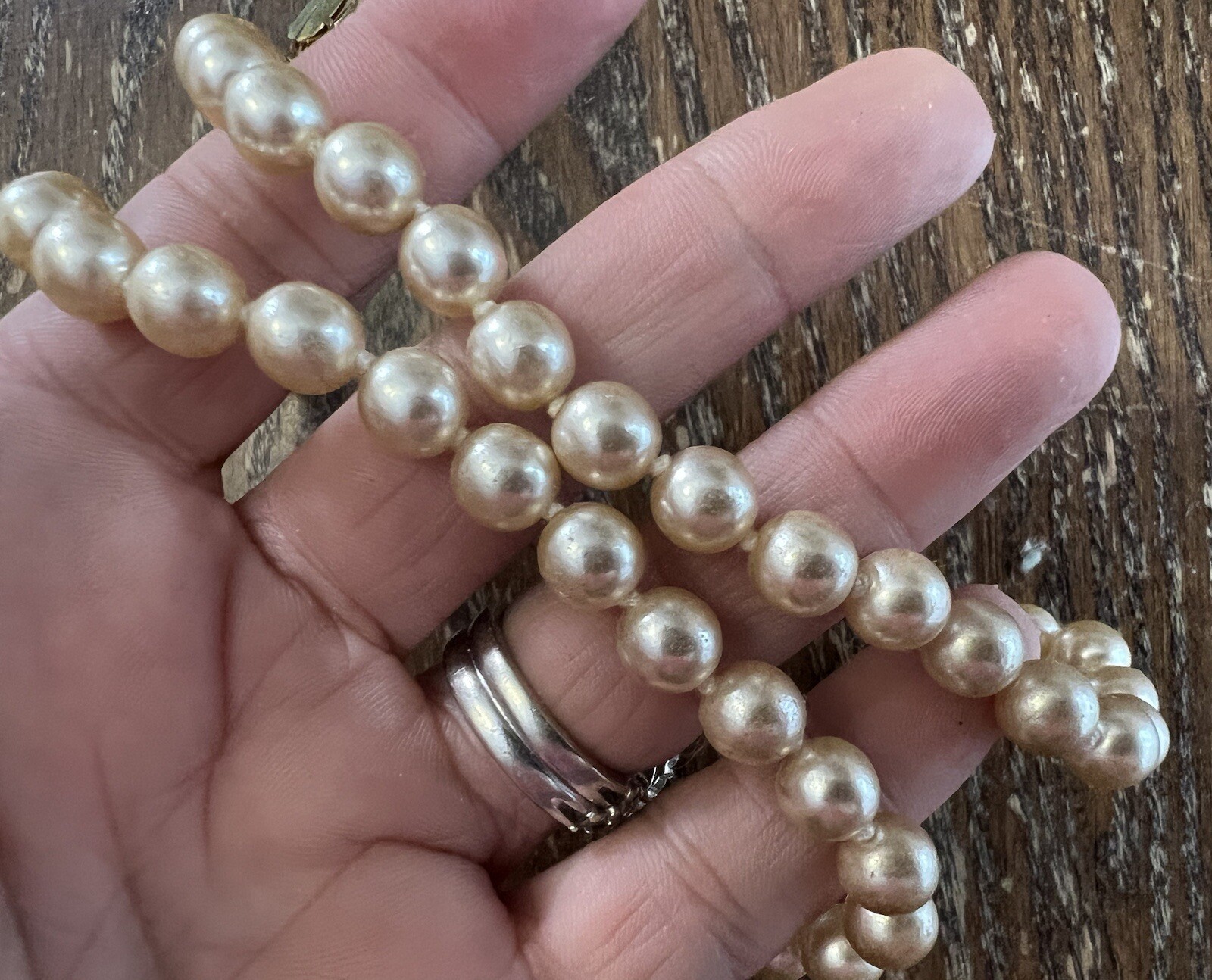 Vintage Cream Champagne Glass Pearl Knot Crystal Gold Plated Clasp Necklace