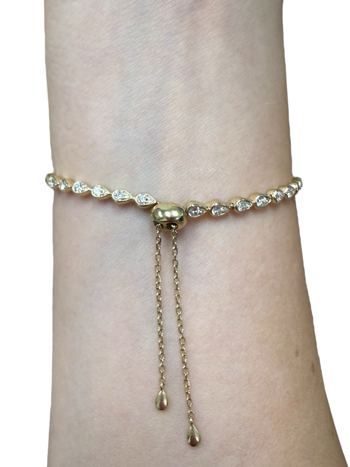14k Yellow Gold 2.29ctw Diamond Teardrop Bracelet