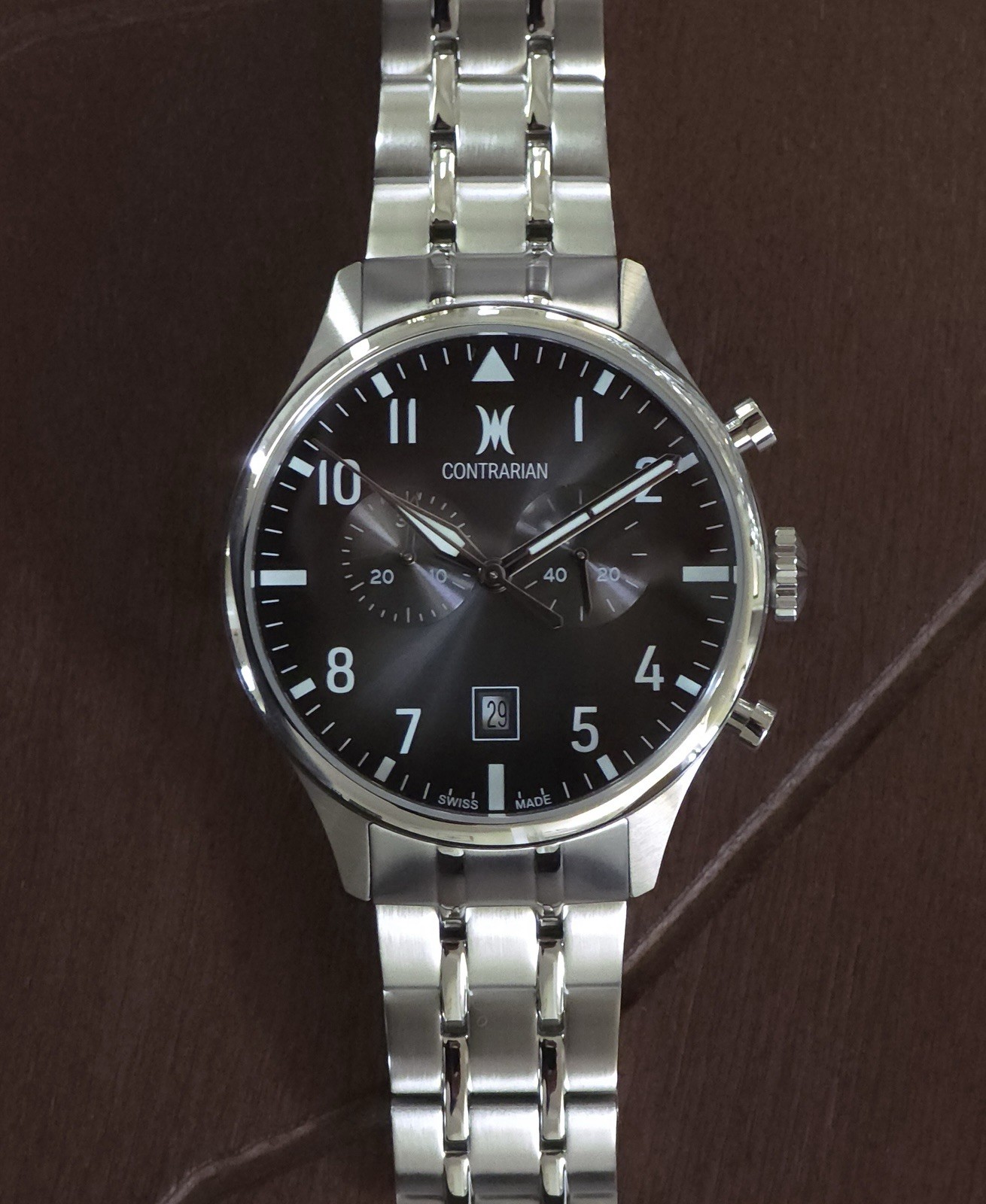 Contrarian Swiss Luxury Vintage Pilot 43 Stainless Watch Sapphire Glass MSRP 750