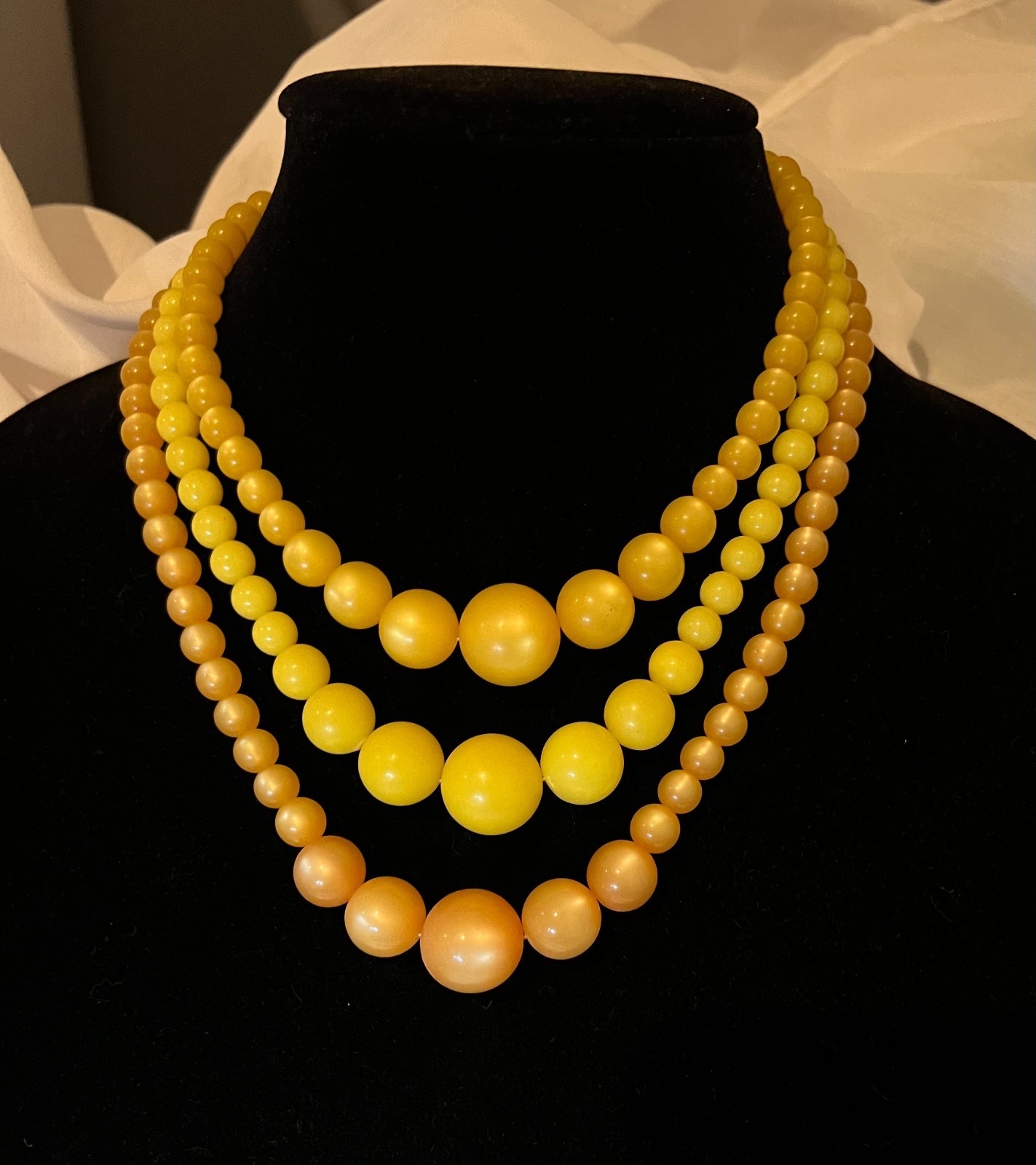 Multistrand Chunky Yellow Tone Necklace in Great Condition
