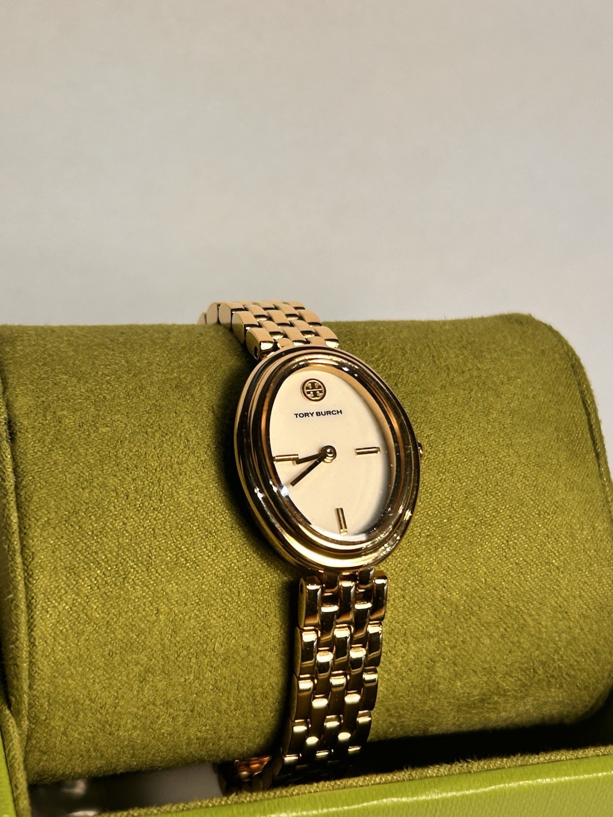 Tory Burch The Oval Women’s Beige Dial Quartz Watch TBW6032