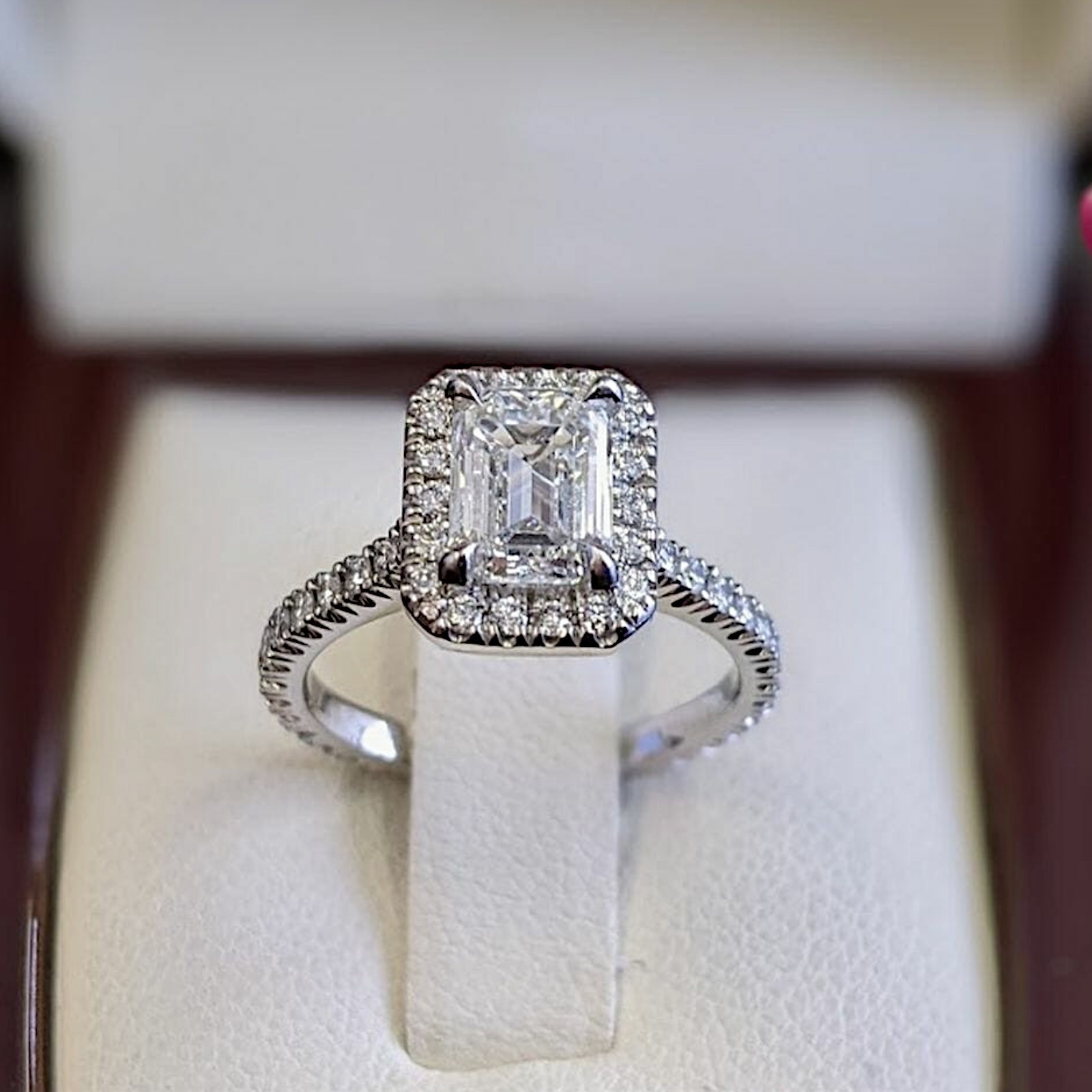 Emerald Cut 2.75 Ct IGI Certified Lab Grown Diamond Wedding Ring 18k White Gold