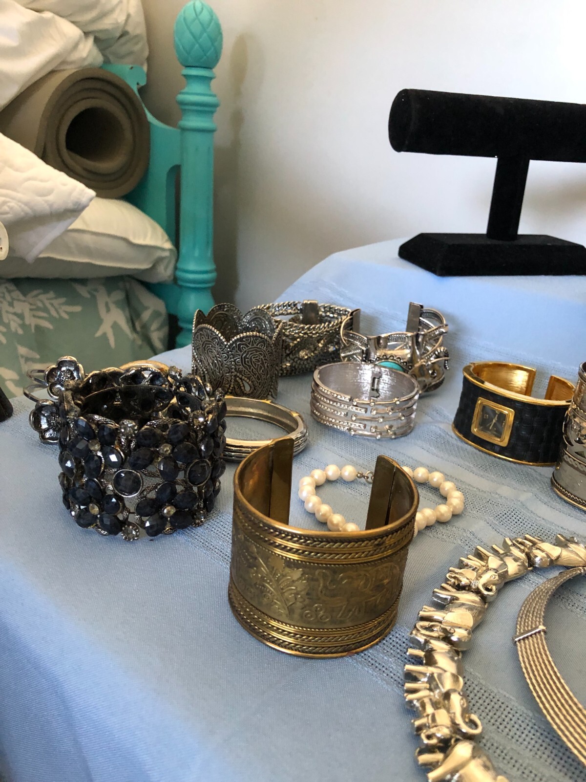 1/2 Pound Vintage To Modern COSTUME JEWELRY Lot. All Wearable!! Beautiful Pieces