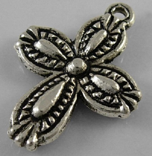 10 Pieces Pretty Antique Silver Cross Charms
