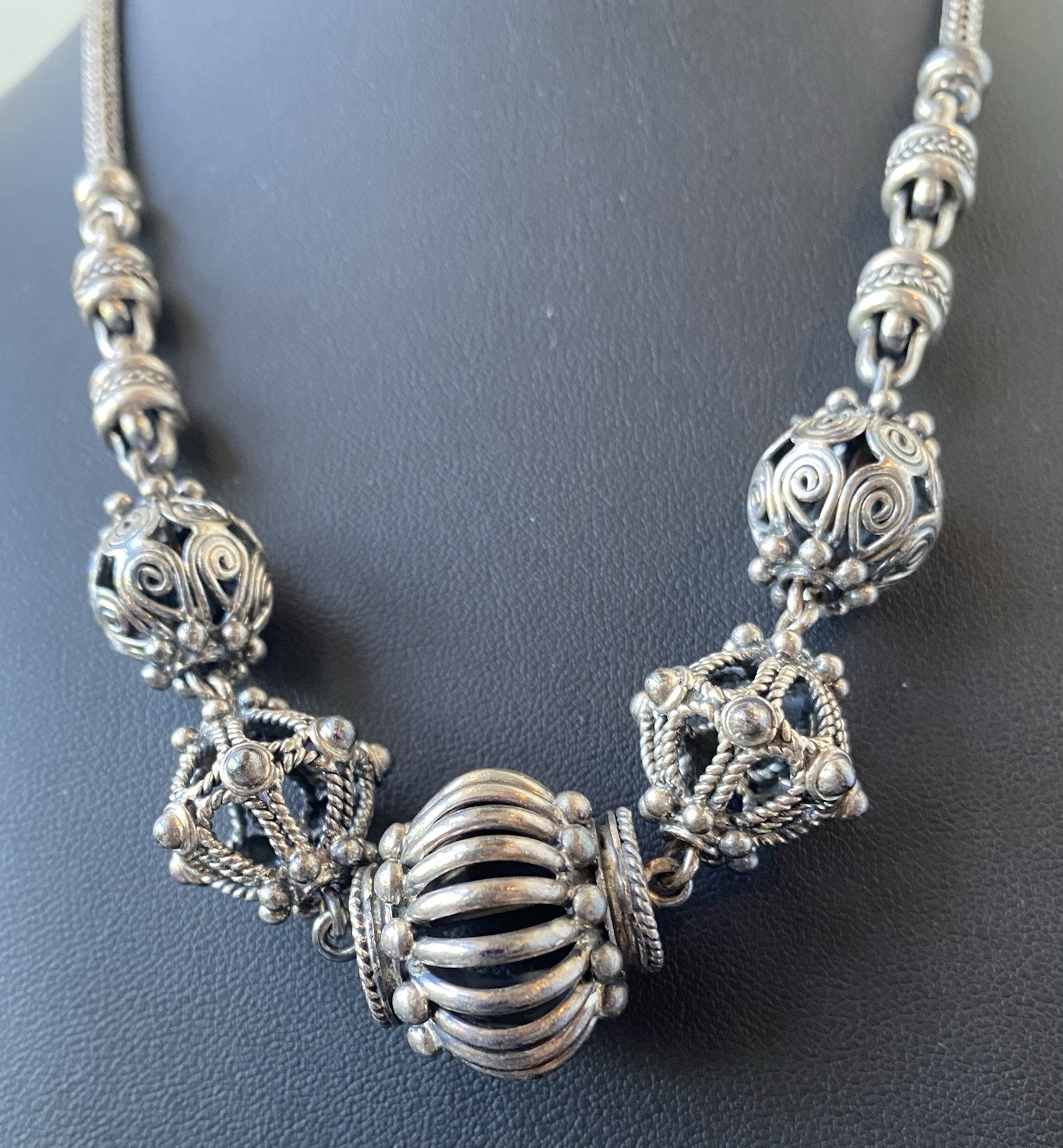 Vtg SUARTI Sterling Silver 925 BA Bali Ornate Beads Wheat Chain 16” Necklace 64g