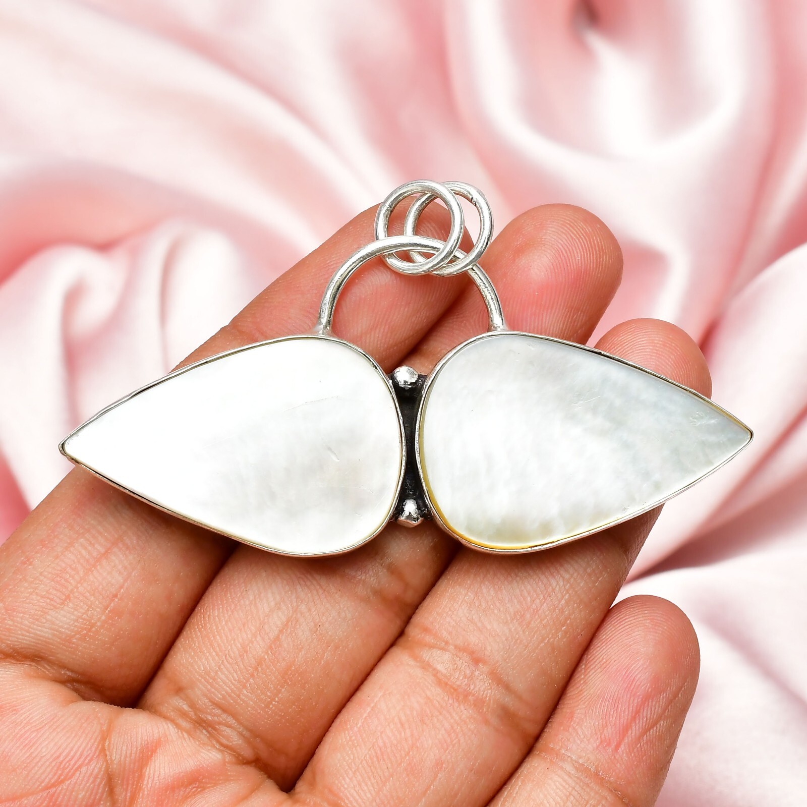 Mother Of Pearl Gemstone 925 Sterling Silver Handmade Jewelry Pendant 1.56″