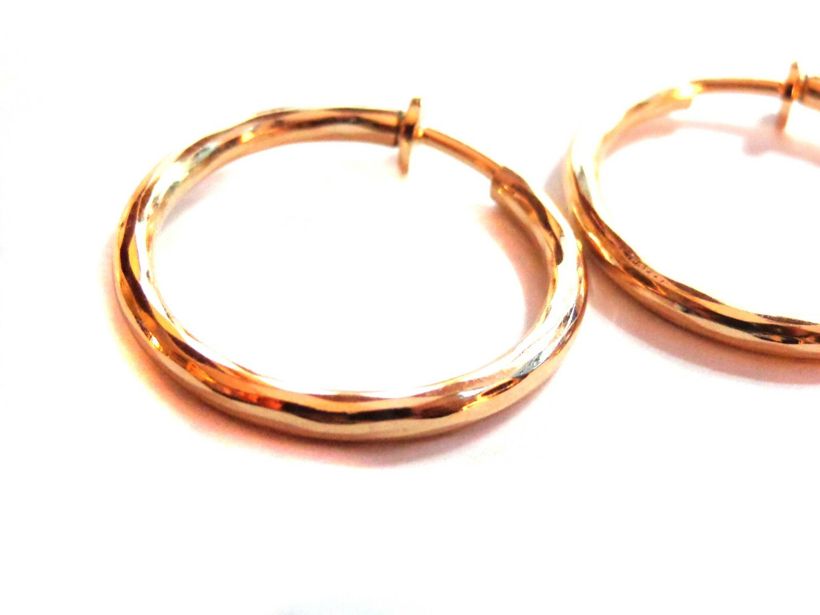 CLIP-ON EARRINGS WAVY ROUND HOOP GOLD OR SILVER HYPO-ALLERGENIC 1 INCH HOOPS