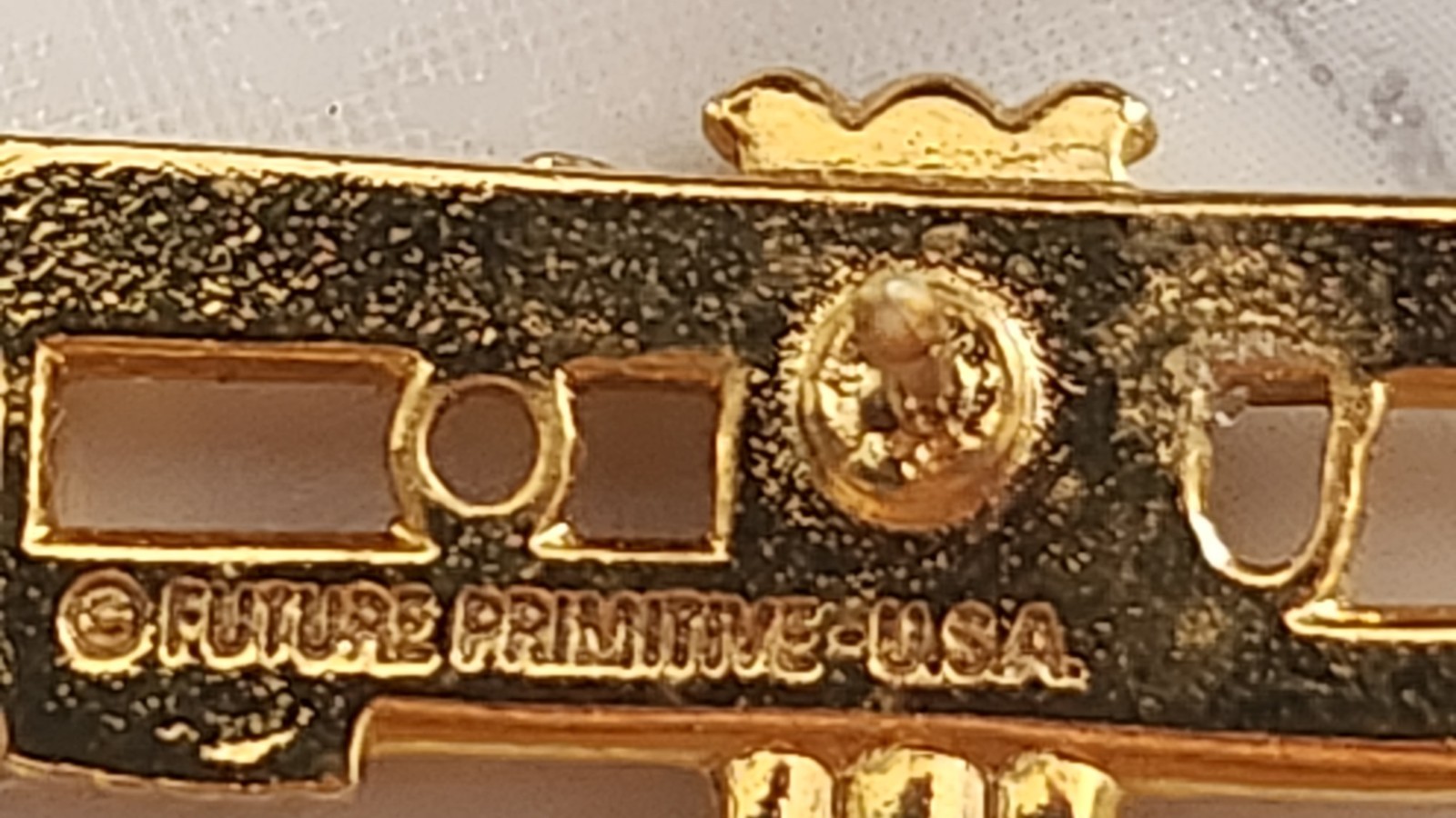vtg Trumpet Tie Tac/ Pin SIGNED FUTURE PRIMITIVE USA PIN Goldtone