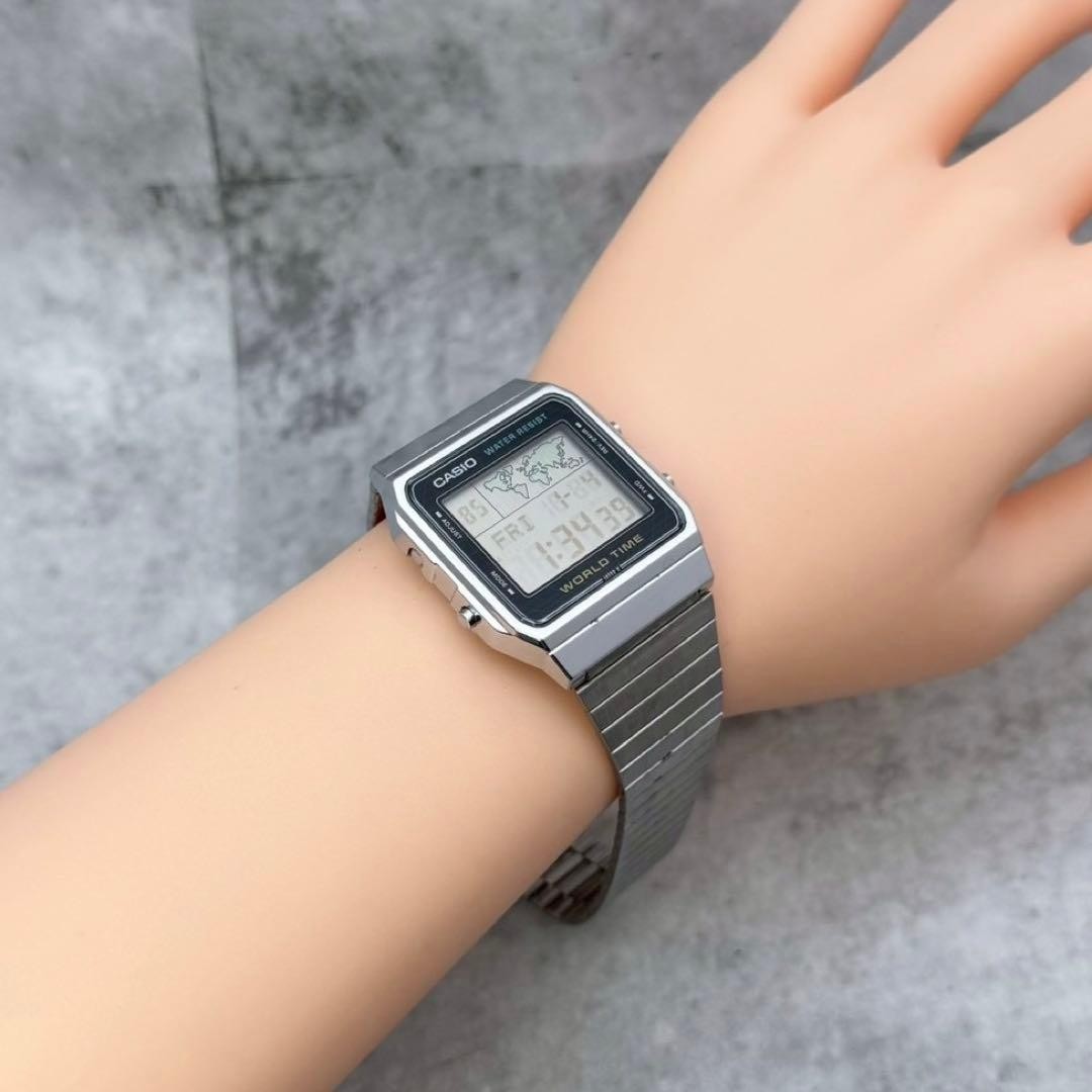 80s New Battery Level Working CASIO A300U World Time World Map