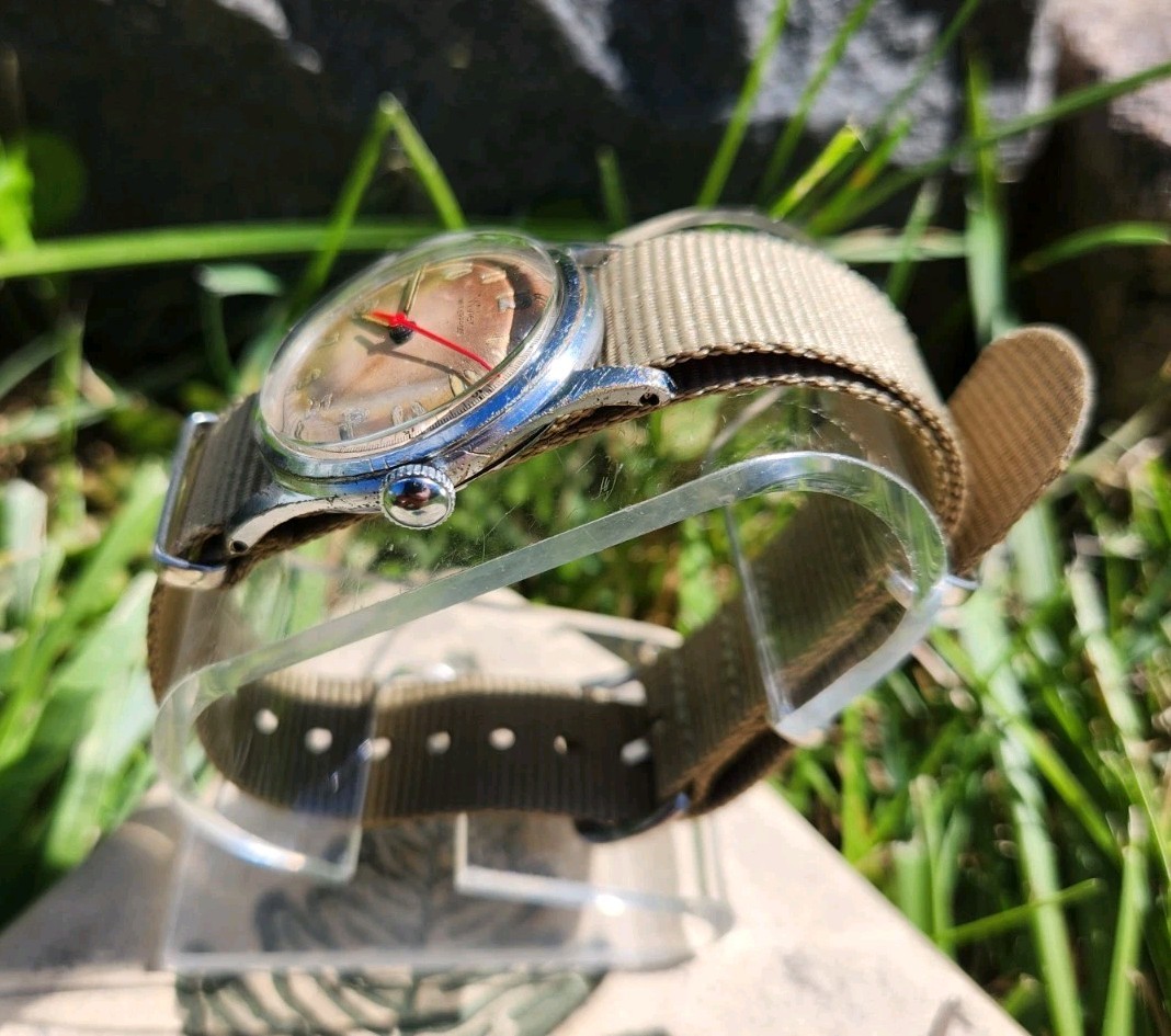 Vtg 1950’s Wyler Military Patina Dial Men’s 32mm Watch ETA 1080 Mechanical 17J!!