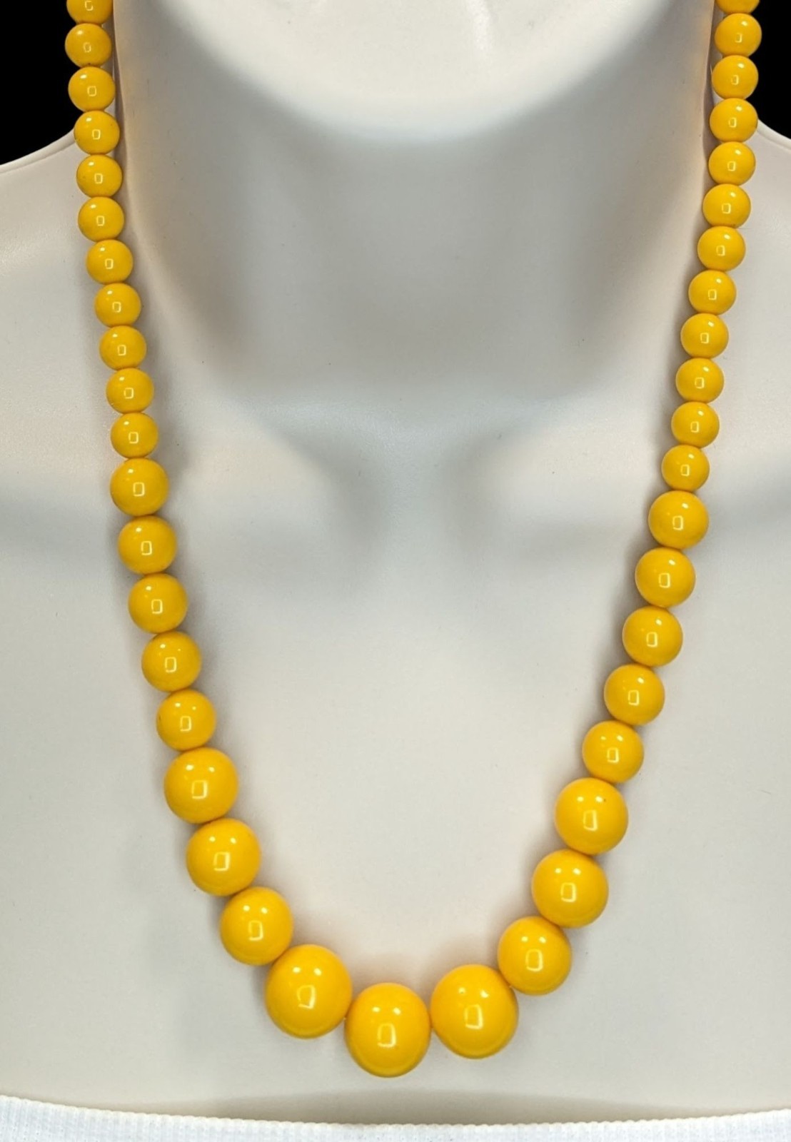 Vintage Yellow Beaded Necklace Retro Casual Statement Jewelry
