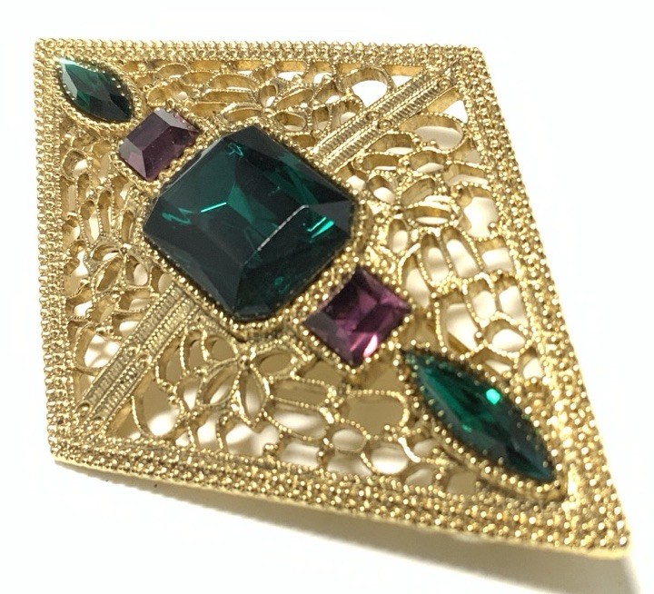 Gold Tone Green & Purple Rhinestone Pin LY119