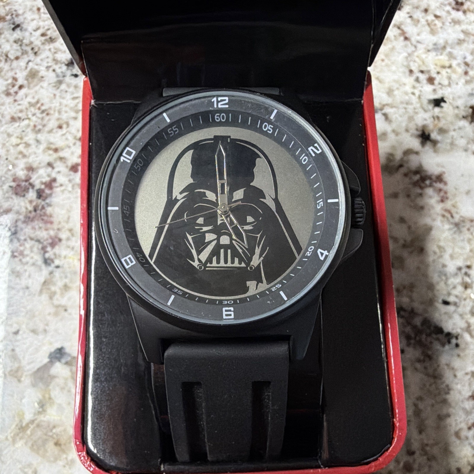 Accutime Star Wars Darth Vader Analog Watch Black Rubber Strap w/ Box and papers