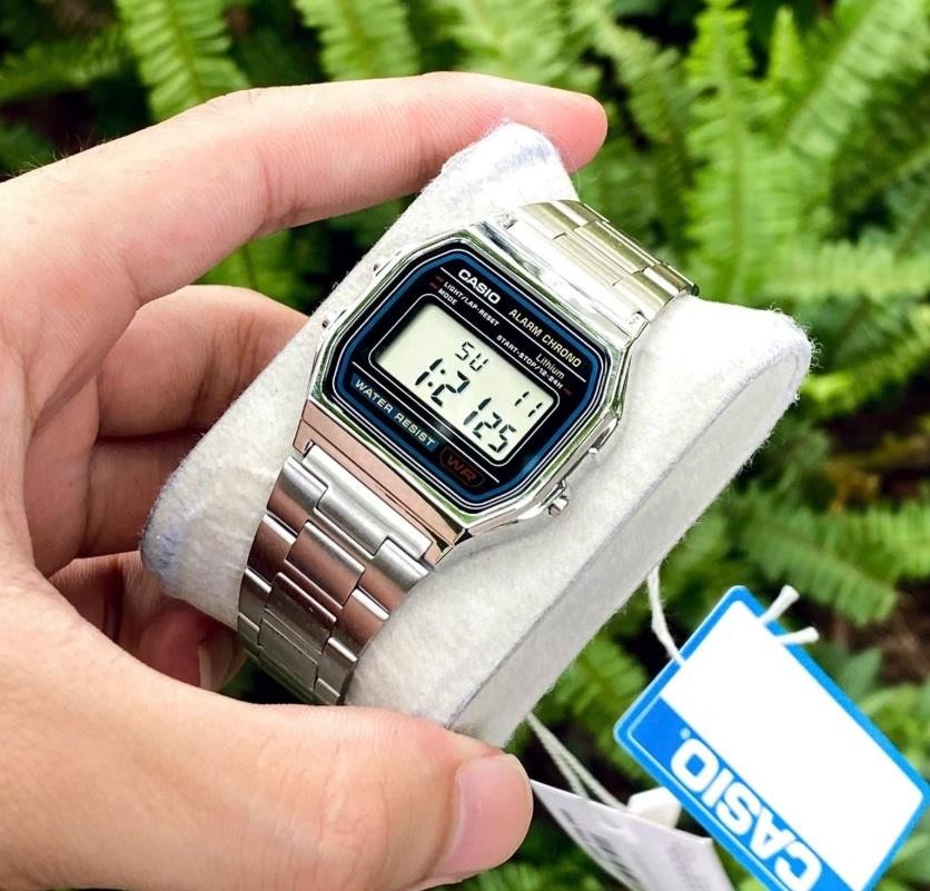 Casio A158WA-1D Vintage Series Digital Stainless Steel Quartz Unisex Retro Watch